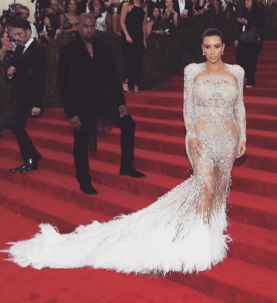 kim kardashian red carpet dresses 2