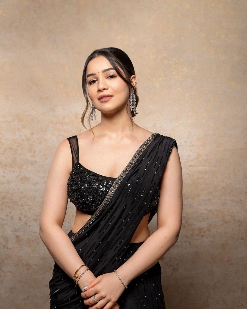 Sara Tendulkar Black Saree