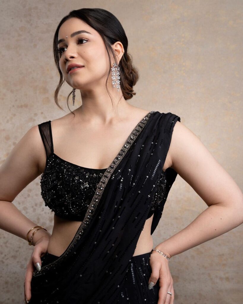 Sara Tendulkar Black Saree