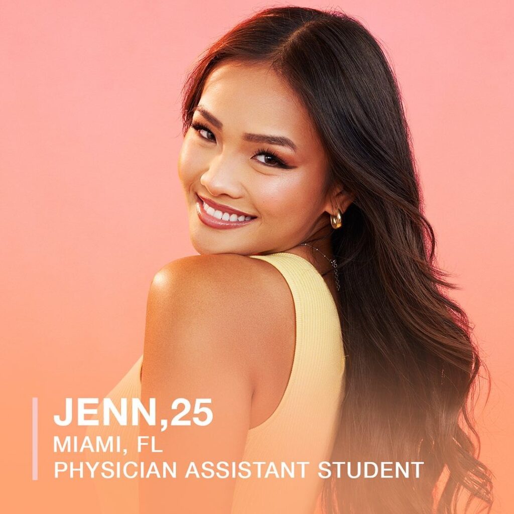 Jenn 25 Physician Assistant Student