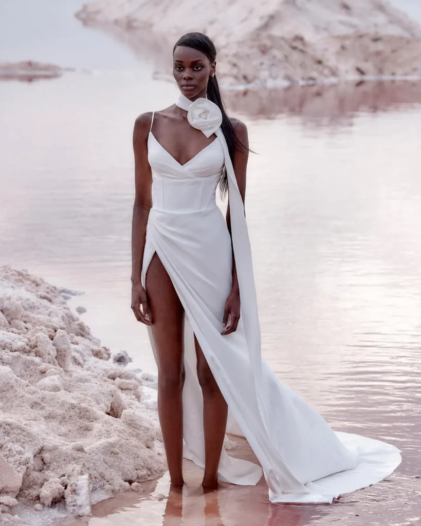 Outfit Ideas for Photoshoot near Beach in White Gown