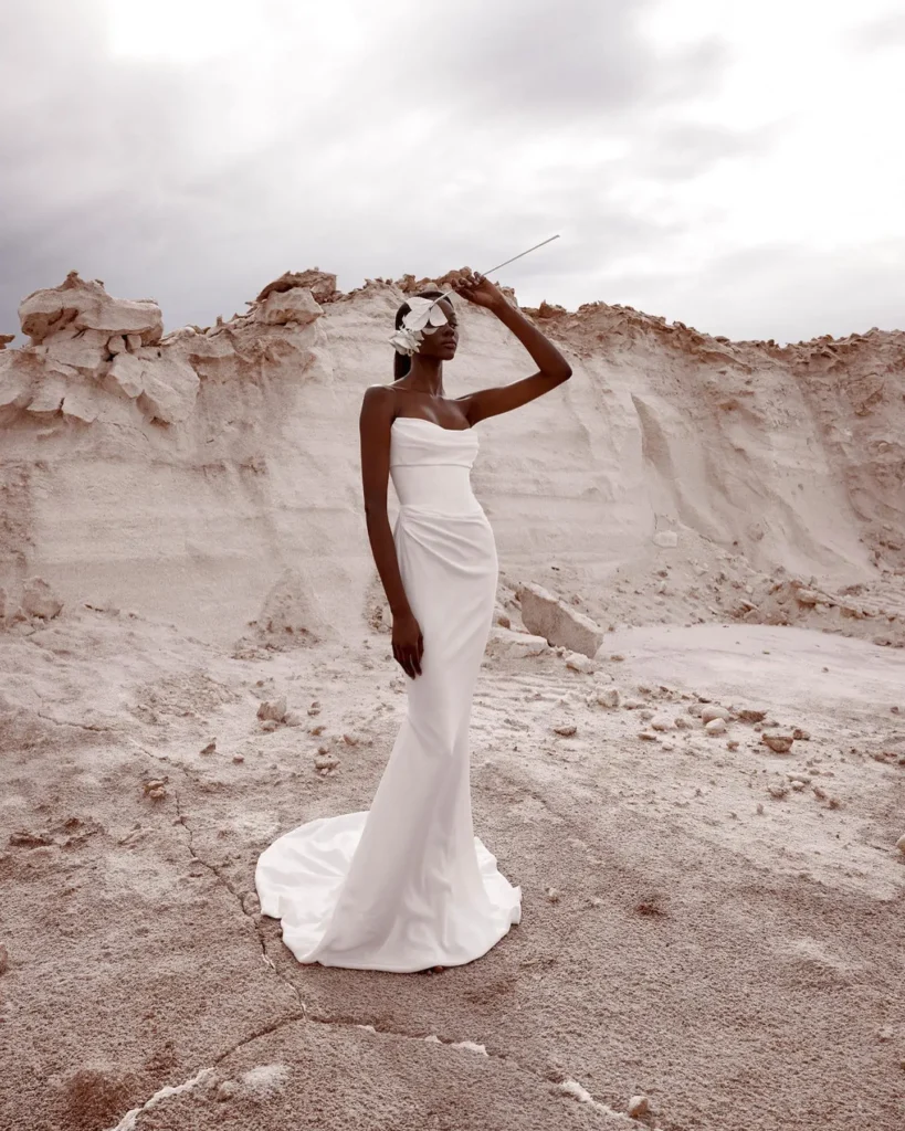 Outfit Ideas for Photoshoot near Beach in White Gown