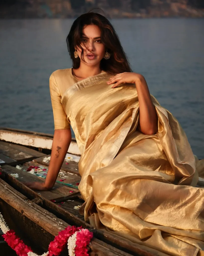 Esha Gupta in Shiny Golden Saree