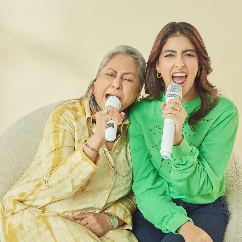 Navya Naveli Nanda Family Photos with Grand Parents Amitabh, Jaya and Mother