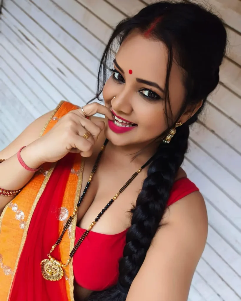 Priya Gamre in Hot Saree Collection Bold Photos 20