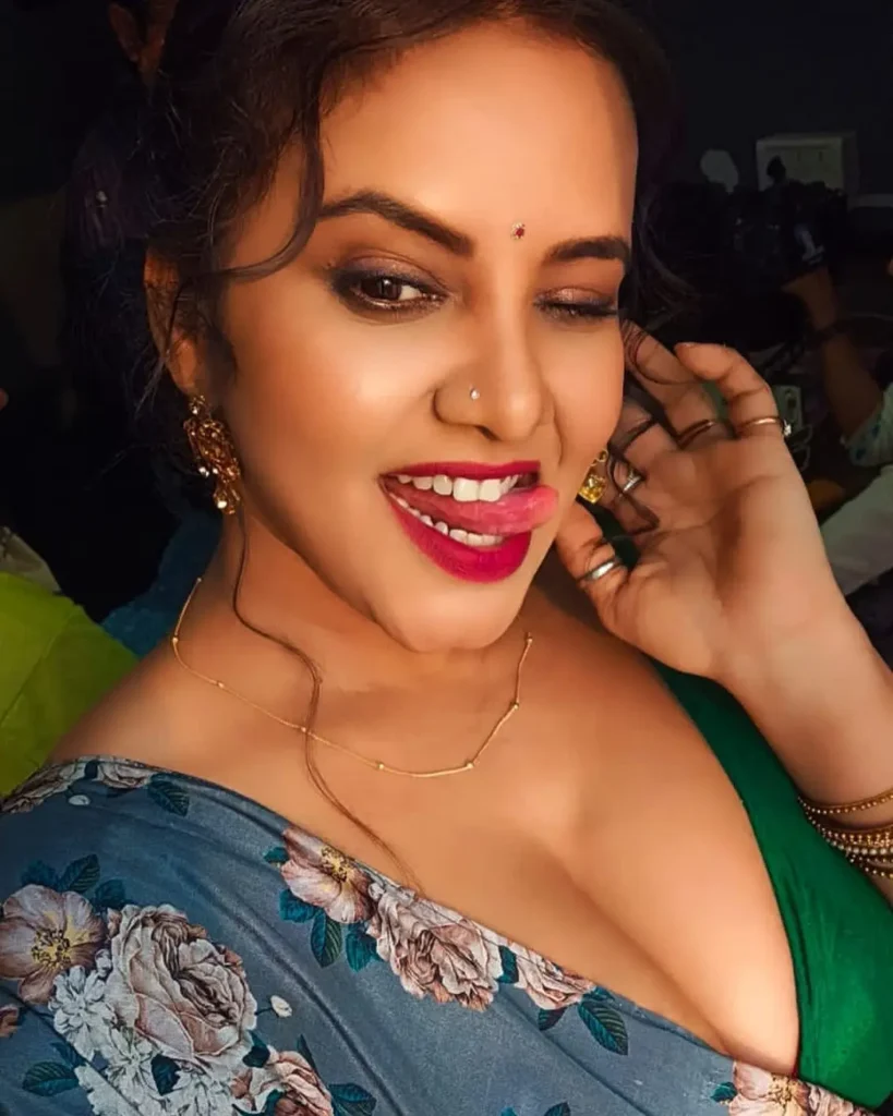 Priya Gamre in Hot Saree Collection Bold Photos 22