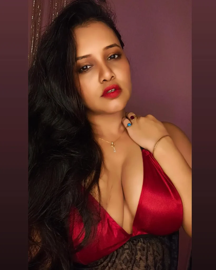 Ullu Actress Priya Gamre in Bikini and Satin Bra Collection