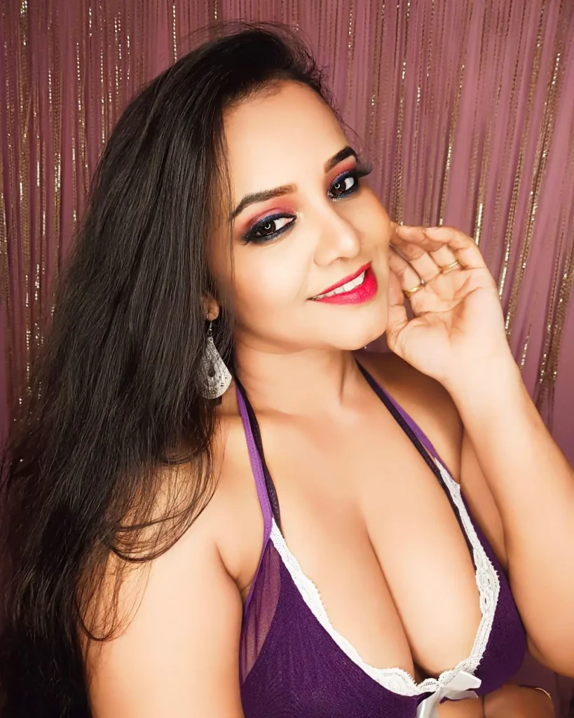 Ullu Actress Priya Gamre in Bikini and Bra Collection