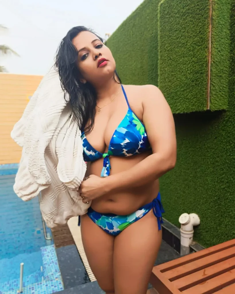 Ullu Actress Priya Gamre in Bikini and Bra Collection in Swimming Pool 65