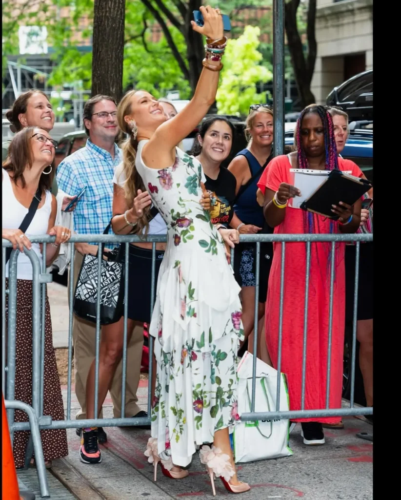 Blake Lively Photos in White Floral Dress and Blake Lively dress to Impress