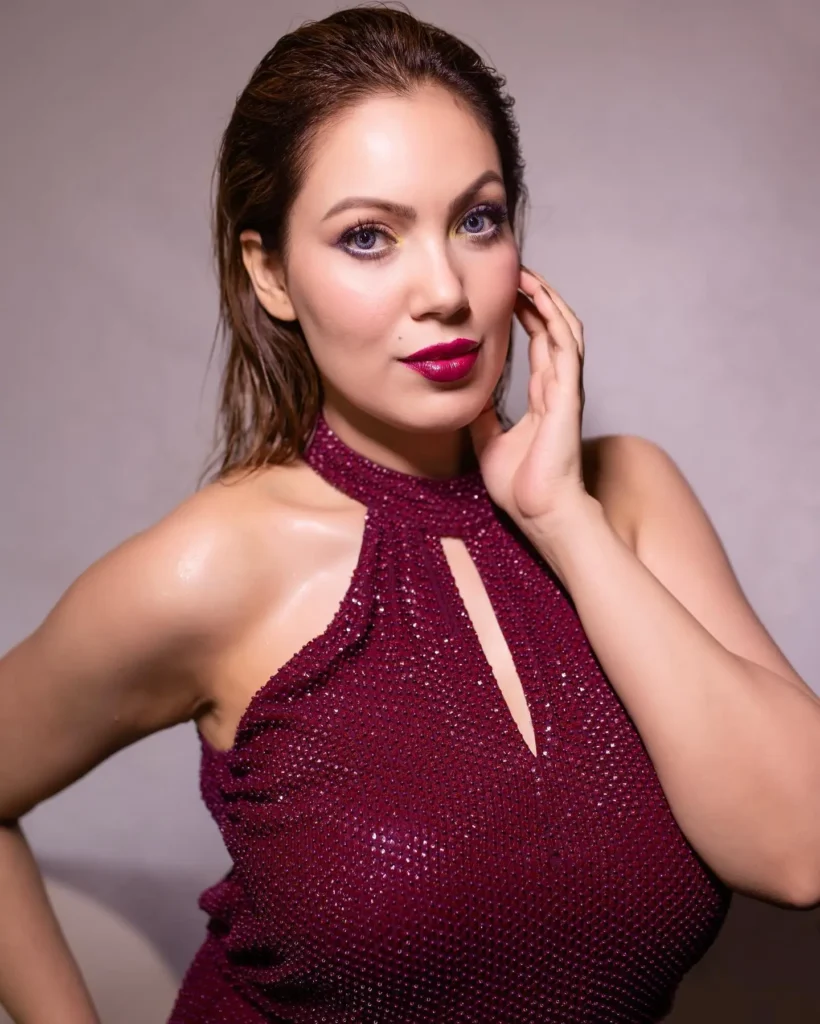 TMKOC Actress Munmun Dutta Photos in Burgundy Dress 15