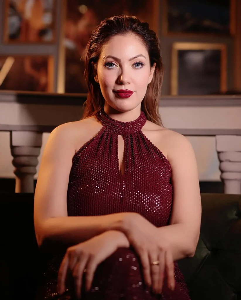 TMKOC Actress Munmun Dutta Photos in Burgundy Dress 9