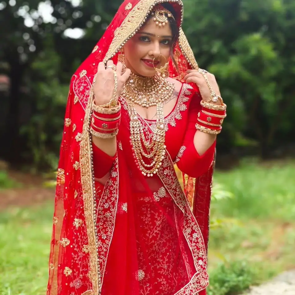 Anita Jaiswal Photos in Bridal Lehenga and Makeup