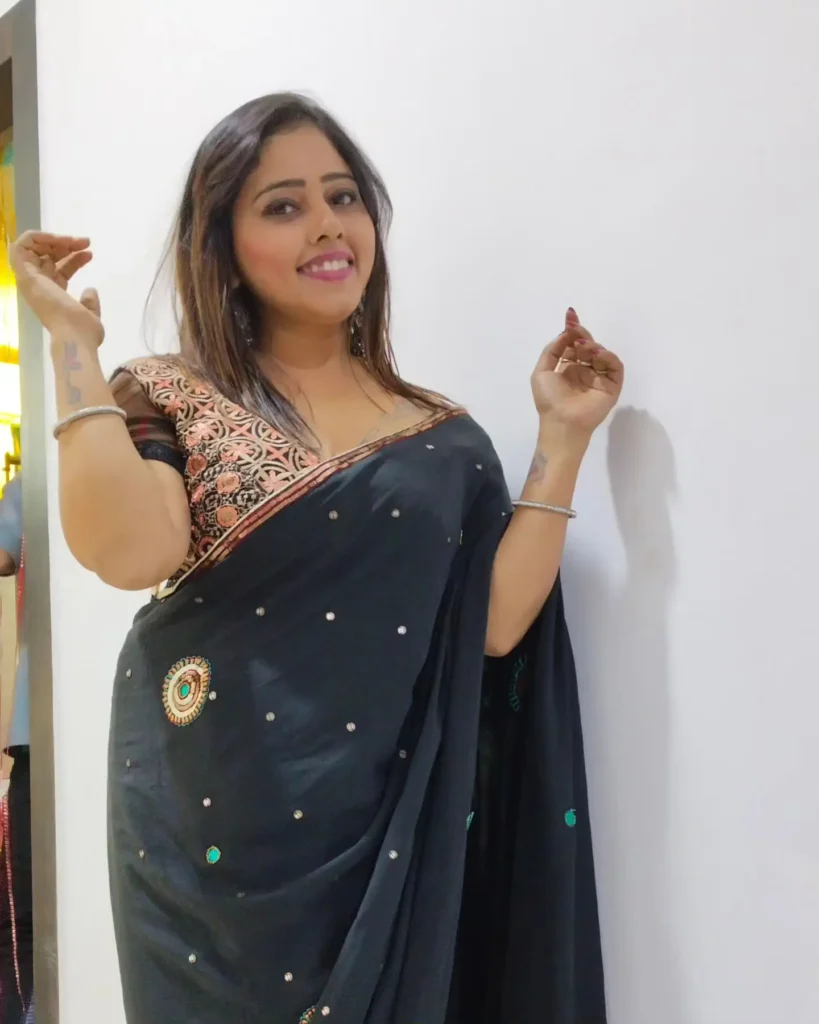 Ullu Actress Anita Jaiswal Photos Instagram Ullu actress alt balaji actress 78