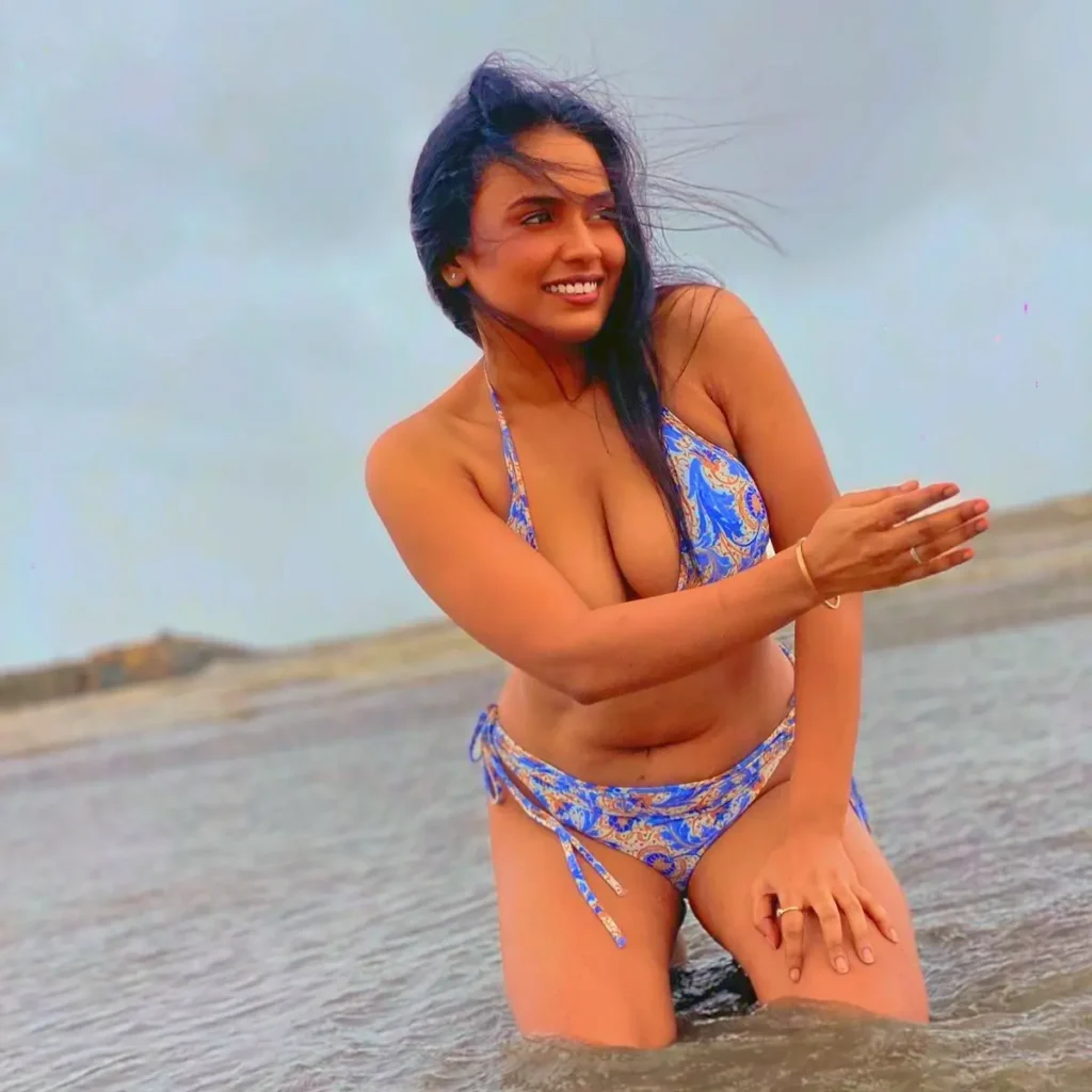 Ullu Actress Pihu Singh Photos in Bikini and Bodysuit From Her Instagram 2