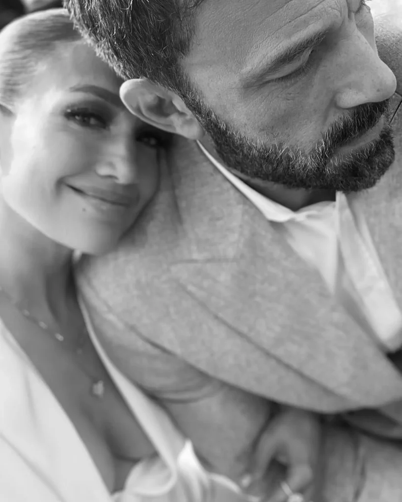 Jennifer Lopez and Ben Affleck Photos