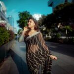 Ullu_Web_Series_Actress_Sneha_Paul_Hot_Photos_In_Black_Saree_Hot_Saree_Photos
