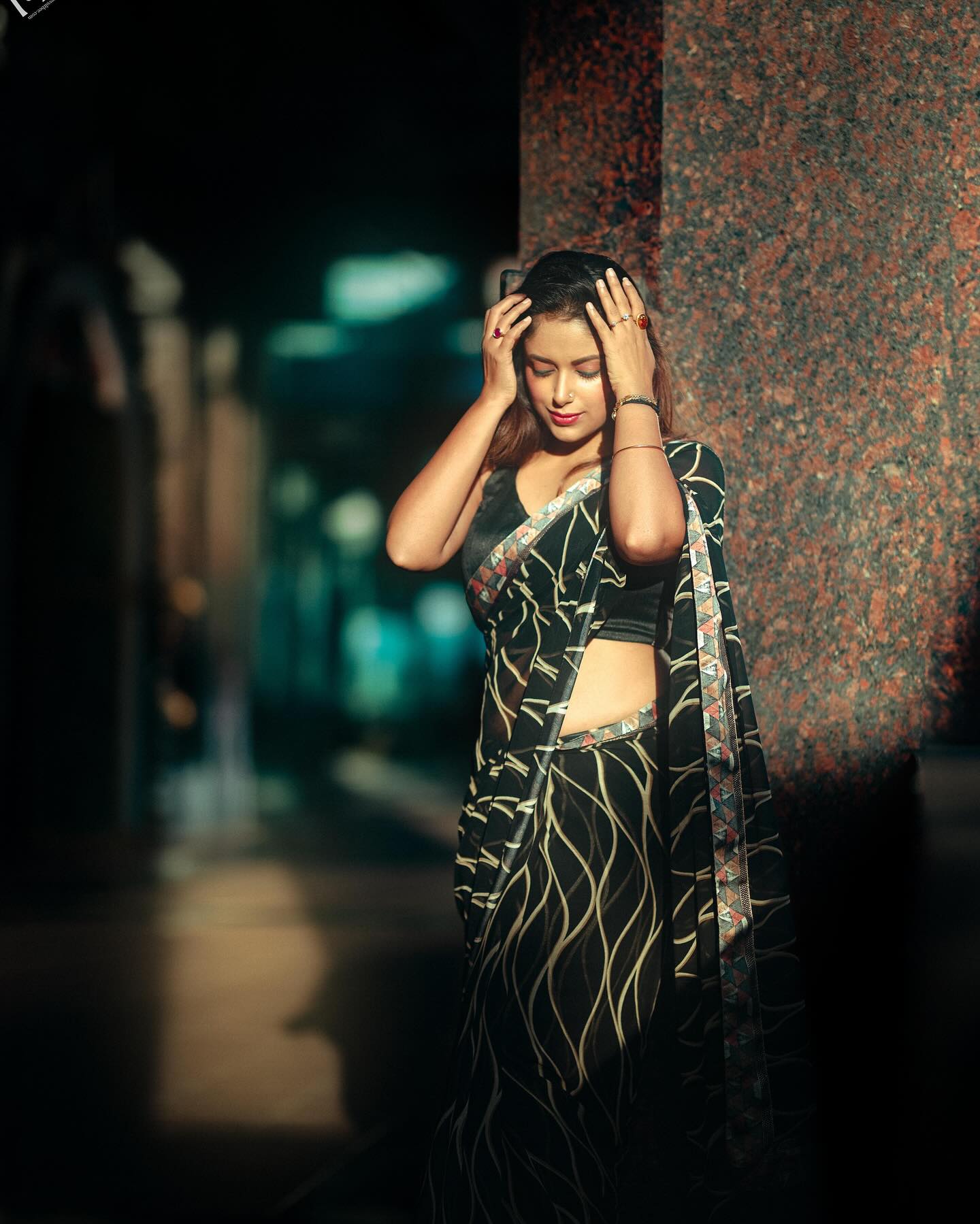 Ullu_Web_Series_Actress_Sneha_Paul_Hot_Photos_In_Black_Saree_Hot_Saree_Photos